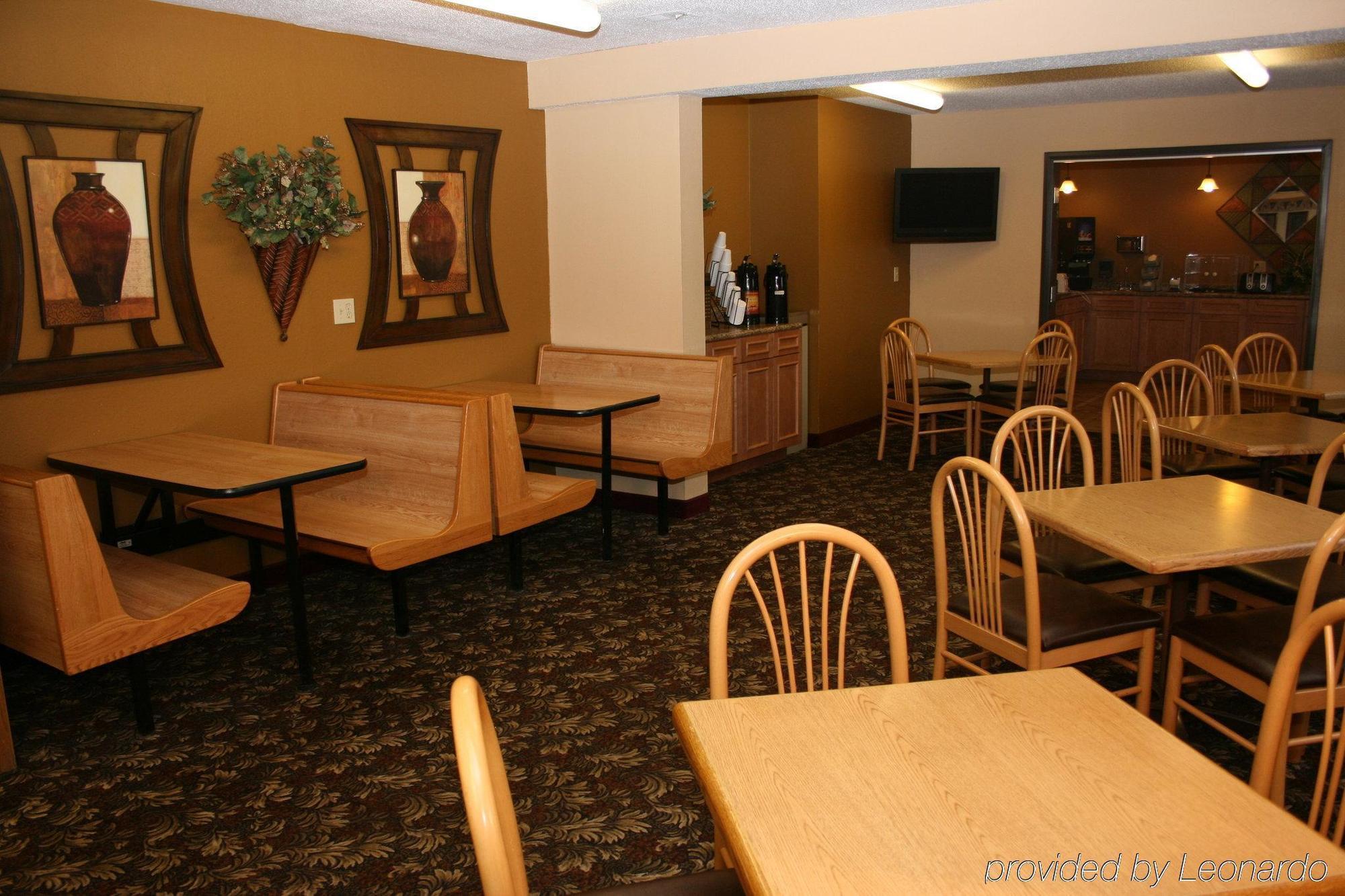Fargo Inn And Suites Restaurant photo